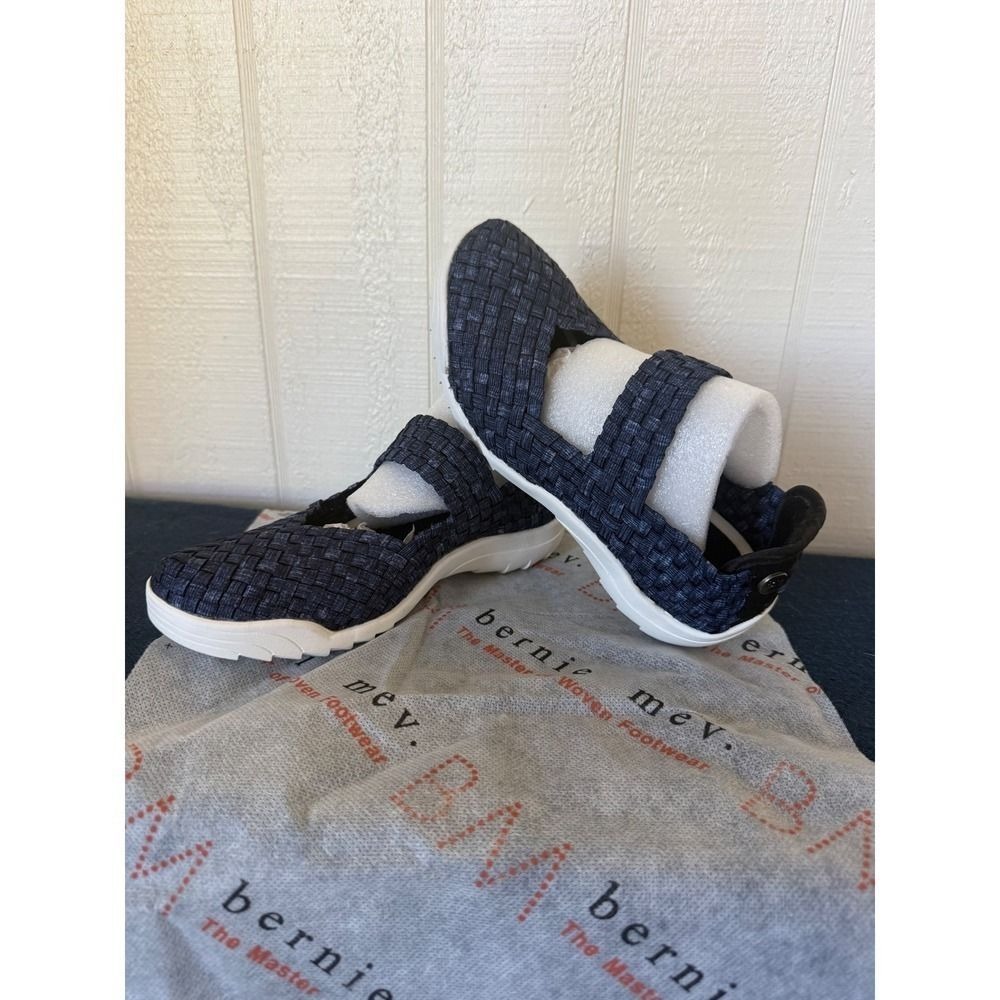 Bernie Mev Kids Woven Mary Jane Sneakers Navy Blue Elastic Flats Size 32 - Picture 2 of 8